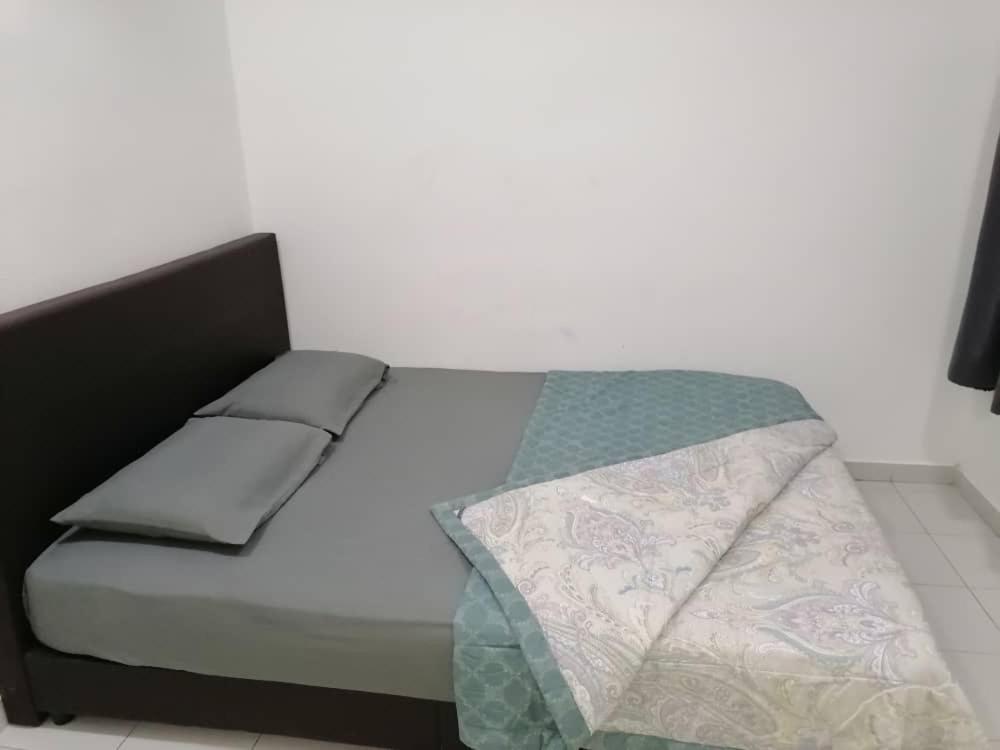 Mesahill Nilai 2 Room Condo - Fast Wifi, Amazing Pool & Tv Exterior photo